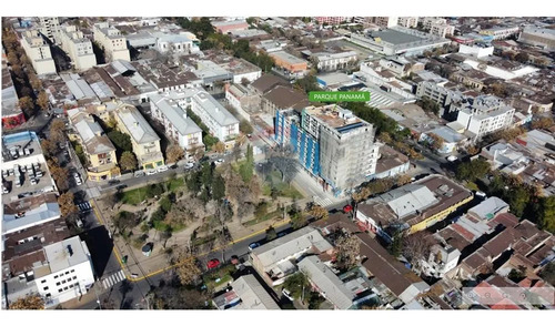 Locales Comerciales Con Público Cautivo