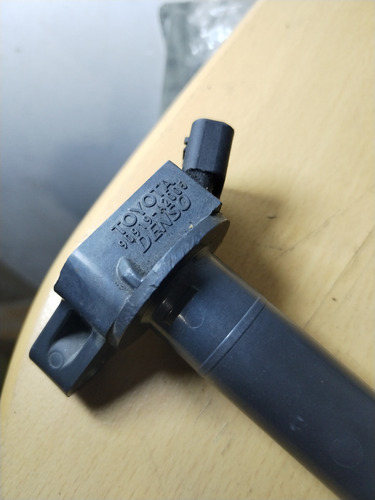 Bobina Original De Toyota 4runner Tundra Camry 2018 (Usado)
