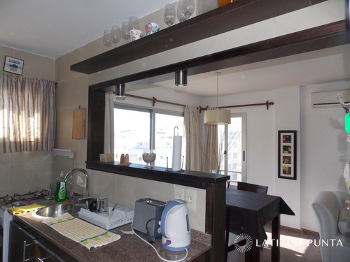 Apartamento En Península- Ref: 124