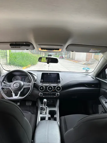Nissan Sentra 2.0 Advance Cvt
