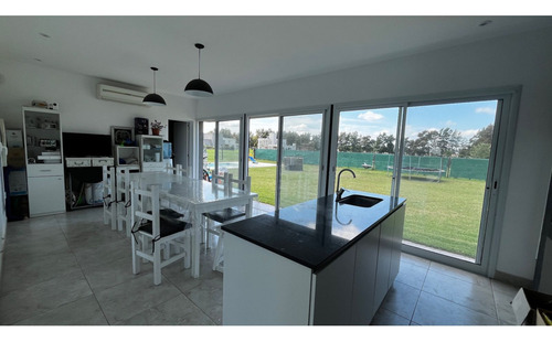 Casa 3 Dormitorios En Barrio Privado - Quincho Y Piscina - Haras De Funes