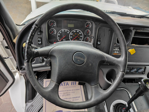 Camion Seminuevo Freightliner M2 52k 6x2 Modelo 2008