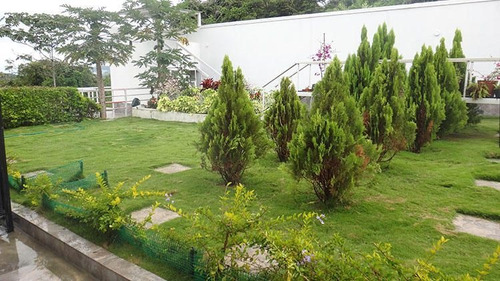 Imagen 12 de 14 de Ramiro E. Ruiz Vende Casa Bosques La Lagunita Mls #22-2341