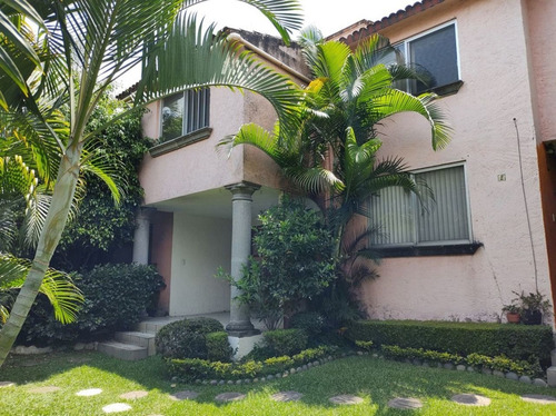 Imagen 2 de 14 de Casa En Condominio En Venta En Col. Volcanes