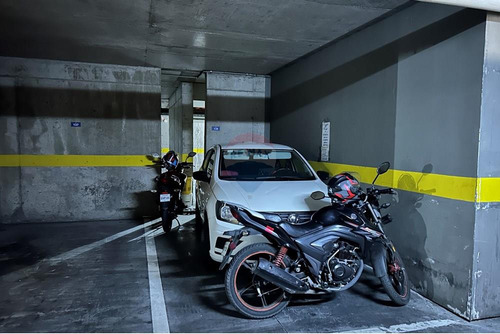 1d + 1b Con Terraza 30 Mts2 Y Estacionamiento