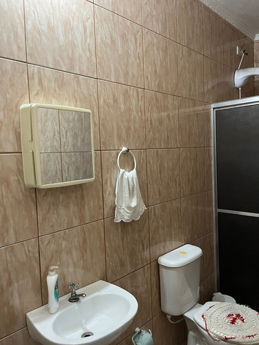 Casa Com 3 Dormitórios E Próxima De Comércios Em Itanhaém Litoral Sul De Sp