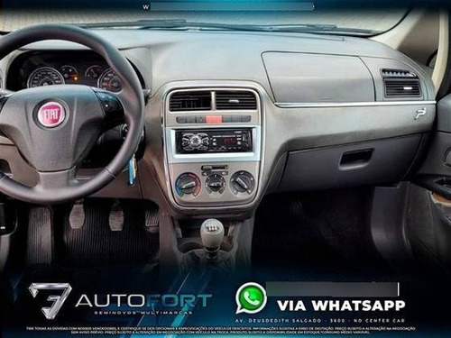 Imagem 10 de 14 de Fiat Punto 1.8 Essence 16v Flex 4p Manual