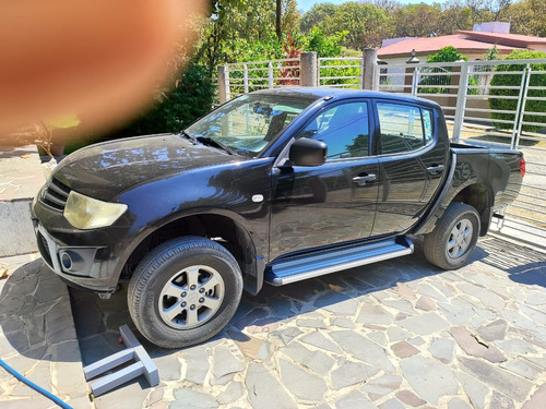 Mitsubishi L200 2.4 Cabina Doble 4x2 Mt