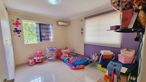 196962 L. P. Alquiler Townhouse, Urb. Manantial, Naguanagua, Solo Clientes