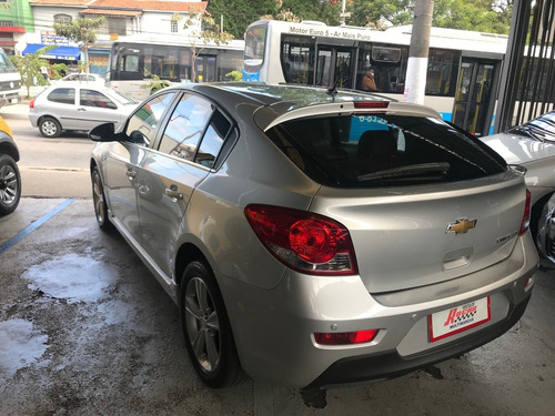 Imagem 5 de 10 de Chevrolet Cruze Lt
