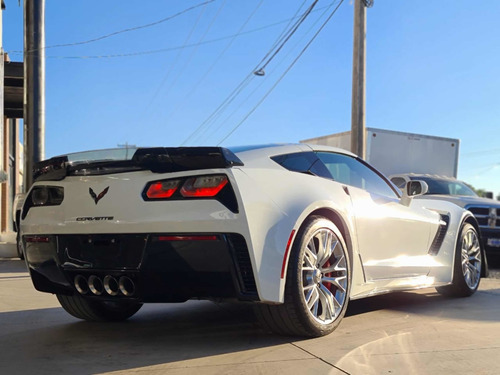 Imagen 6 de 14 de Chevrolet Corvette 6.2 Z06 At 2016