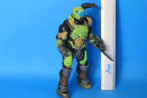 Doom Slayer Mcfarlane Toys Custom (Usado)