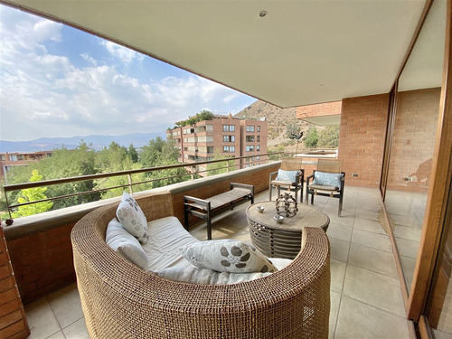 Penthouse: San Carlos De Apoquindo / U Los Andes