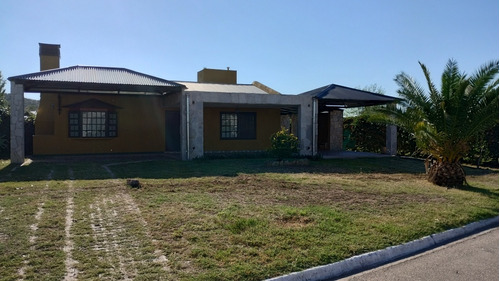 Dueño Vende Casa En Barrio Privado De Primer Nivel 