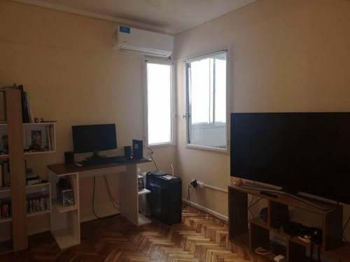 Imagen 10 de 25 de Venta Dpto. De 2 Amb, Luminoso, Muy Buen Estado, Excelente Ubicacion
