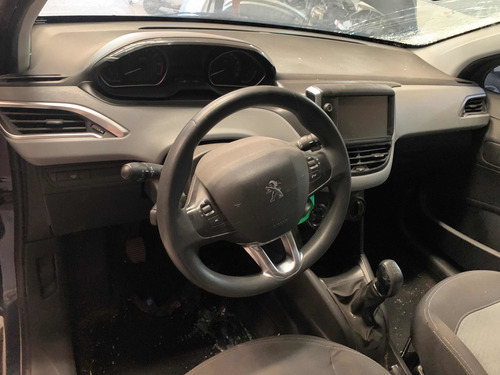 Imagen 2 de 6 de Peugeot 208 1.5 Chocado De Baja