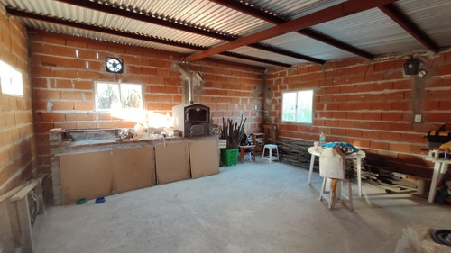 Imagen 9 de 13 de Dos Casas Prefabricadas Y Quincho A Terminar