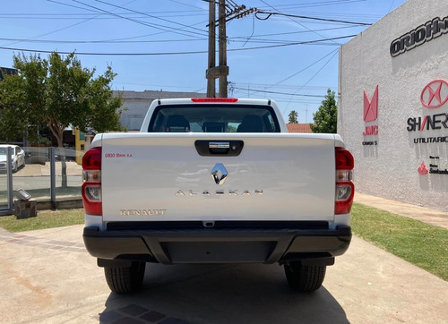 Imagen 5 de 15 de Renault Alaskan D/c 2.3 Tdi 160cv M/t Confort 4x2 0km My2023