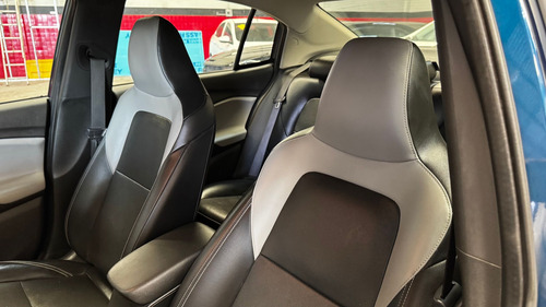 Chevrolet Onix 1.2 Premier At