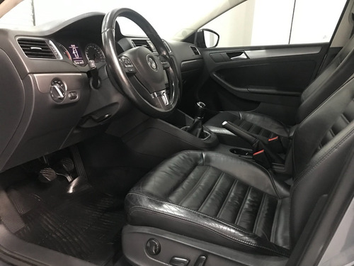 Imagen 12 de 15 de Volkswagen Vento 2.0 Sportline Tsi 2.0t Golf Gti Scirocco