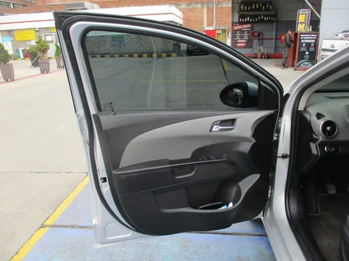 Chevrolet Sonic Lt 1600cc Mt Aa