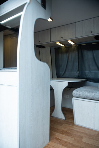 Imagen 10 de 25 de Motorhome Super Equipado - Iveco Daily 50c16 2014