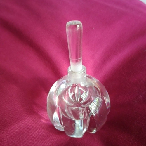 Antiguo Perfumero De Cristal, 8cm Alto