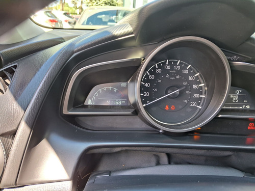 Mazda Mazda 2 1.5 Touring 5p Mt