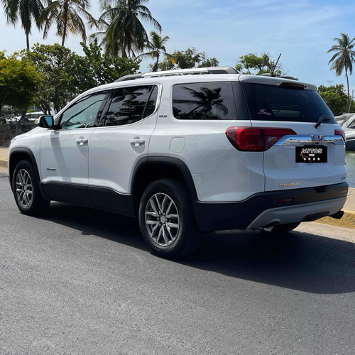 Imagen 3 de 11 de Gmc Acadia