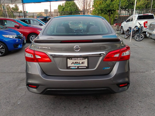 Nissan Sentra 1.8 Advance Cvt