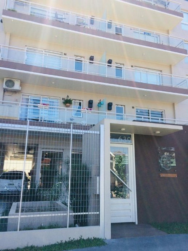 Imagen 2 de 12 de Excelente Departamento De 2 Ambientes En Venta - Moron Centro