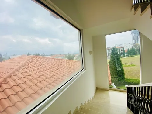 Espectacular Casa En Venta En Interlomas En Cerrada Con Vigilancia