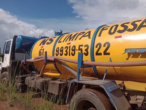 Caminhão Limpa Fossa 10 Mil Litros Pronto Pra Trabalhar