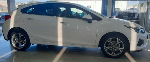 Imagen 16 de 25 de Chevrolet Cruze 5 Puertas 1.4n Turbo Premier Automático 2023
