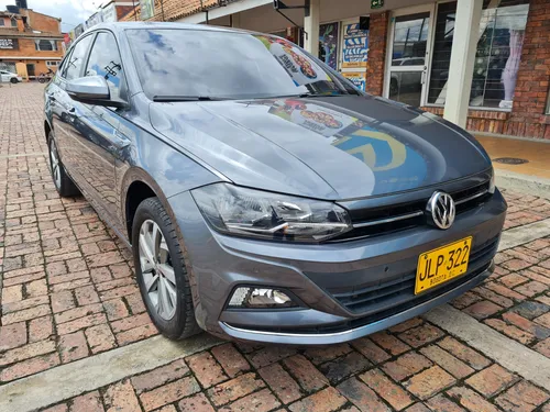 Volkswagen Virtus Highline 1.6cc TP AA 4X2