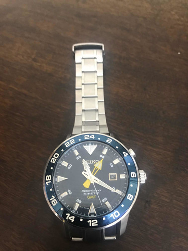 Relogio Seiko Sportura Kinetic Gmt - Fundo Azul