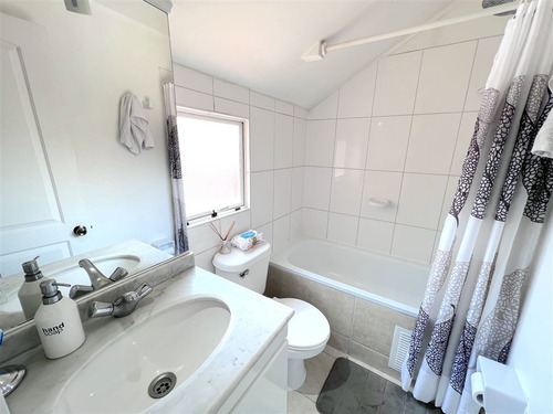 Venta Casa Granada 3 Pisos, 4 Dormitorios, Valle Lo Campino