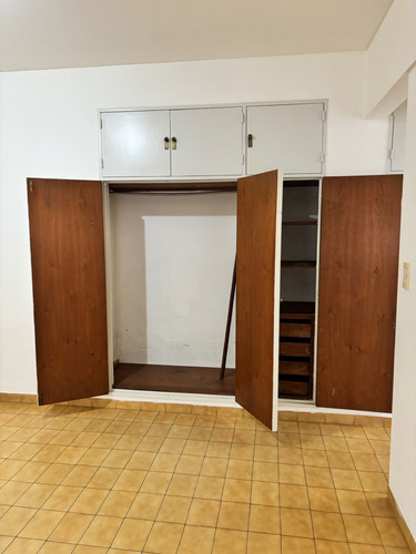 Departamento De Dos Ambientes En Caballito