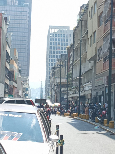 Venta De Edificio Comercial En La Candelaria 250m2 