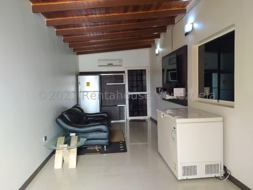 Imagen 2 de 16 de Casa En Venta En El Araguama Country 22-11212 Jcm