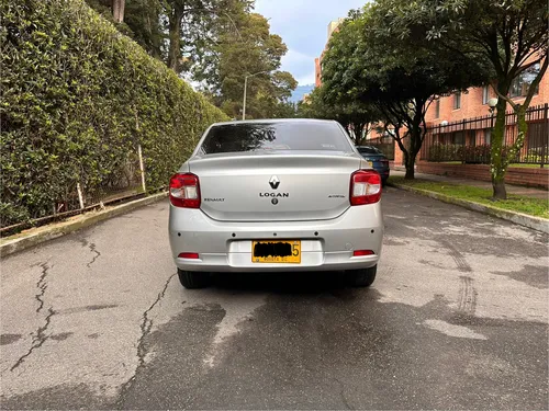 Renault Logan 1.6 Authentique