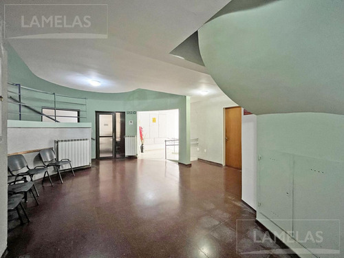 Venta Oficina En Edificio Consultorios Barrio Martin Rosario
