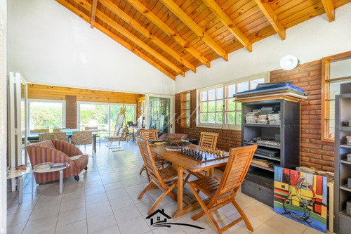 Imagen 6 de 13 de Casa En Venta En Barrio El Venado.