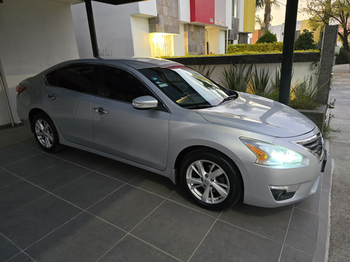 Nissan Altima 2.5 Advance At Piel Cvt