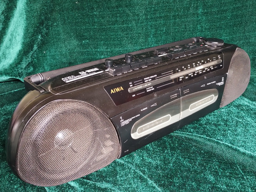 Radiograbadora Aiwa De Los 90's (Usado)