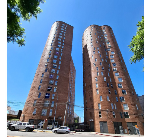 Depto. Venta De 1 Dormitorio Usd 57.000. Barrio Guemes.