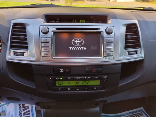 Toyota Hilux CD SRV D4-D 4x4 3.0 TDI Diesel Aut