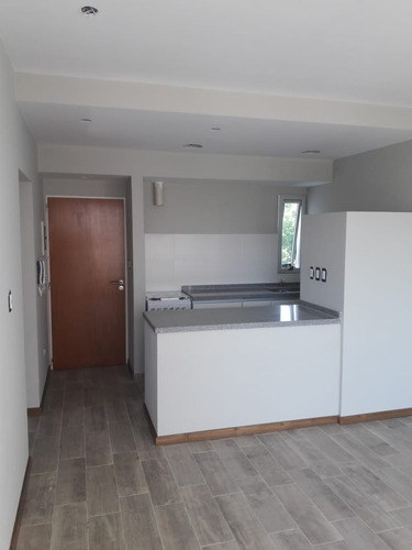 Imagen 5 de 15 de Departamento En Venta Calle 2 E 57 Y 58 1 Dormitorio