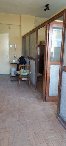 Imagen 16 de 21 de Alquiler Oficina Comercial - Apto Profesional - Muy Luminosa !!!