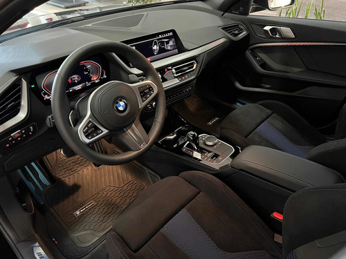 Imagen 10 de 16 de Bmw M135i Bmw M135 Okm Año 2023 - No Audi S3 Ni Mercedes A35